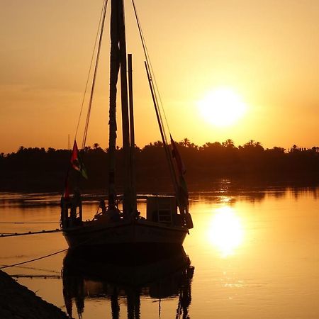 Jj Jamaica Felucca 호텔 아스완 외부 사진