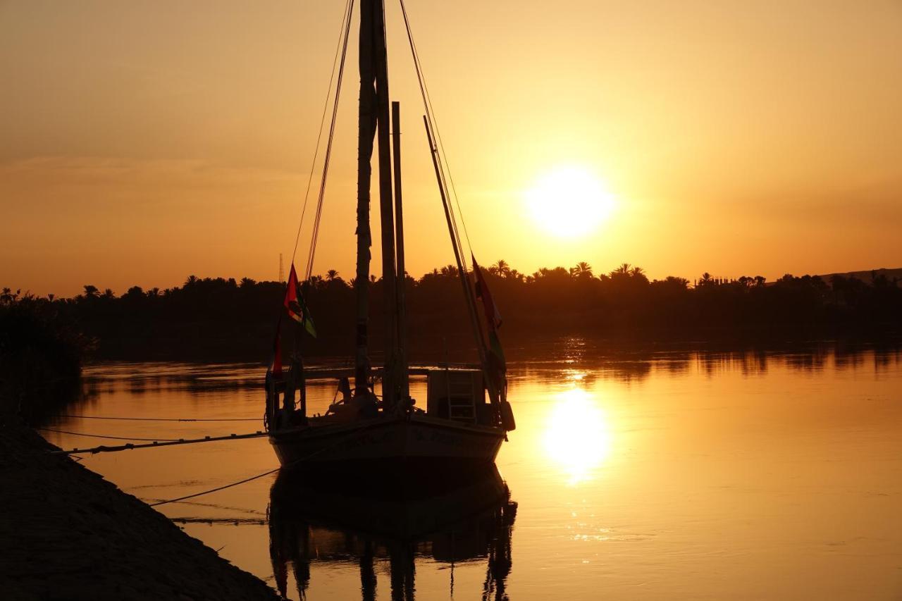 Jj Jamaica Felucca 호텔 아스완 외부 사진